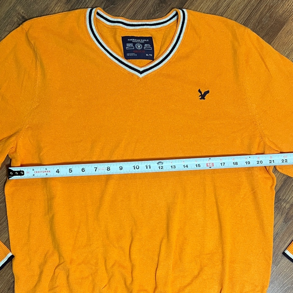 American Eagle Outfitters Papaya Orange V-Neck Sweater - Picture 6 of 10
